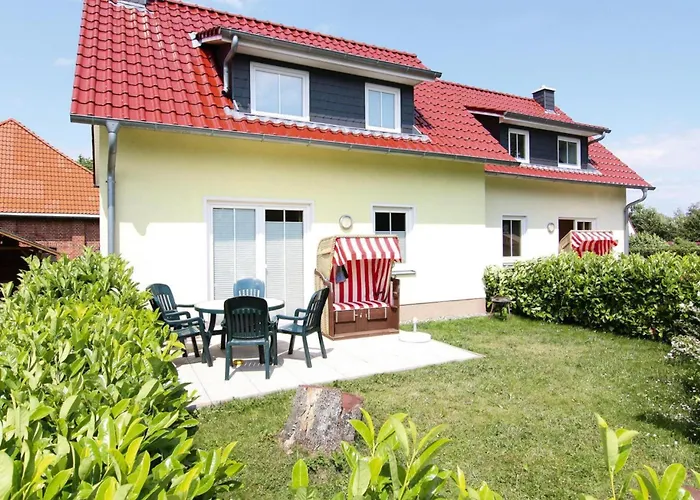 Holiday home Semi-detached House, Kuehlungsborn